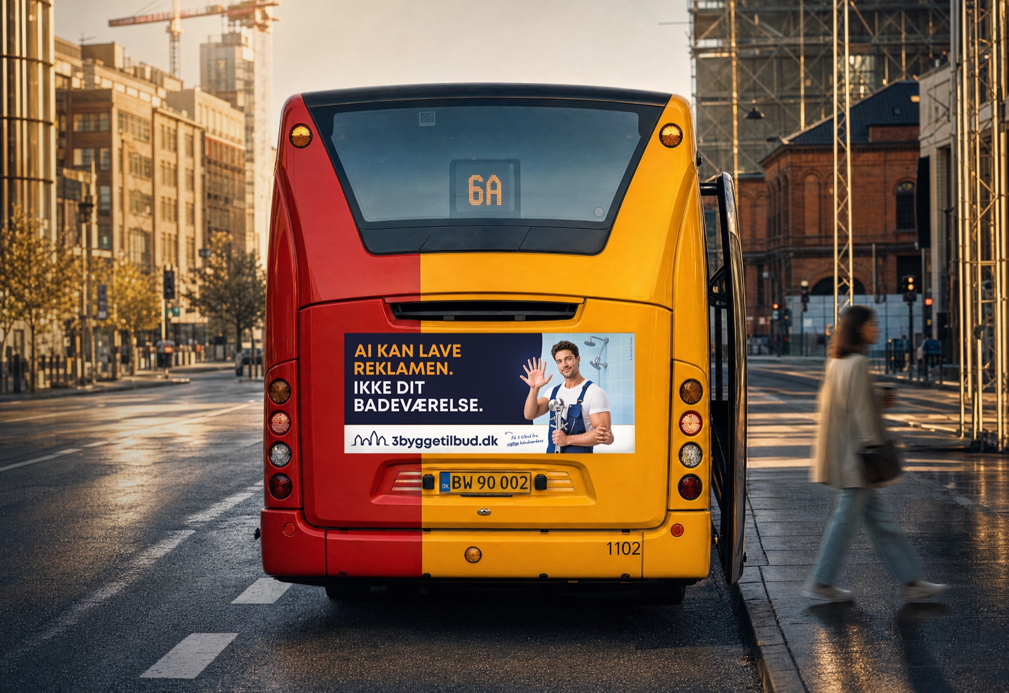 3byggetilbuds AI-skabte busreklame
